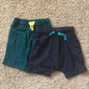 Cat & Jack Cotton Shorts 2 pairs of (2t)